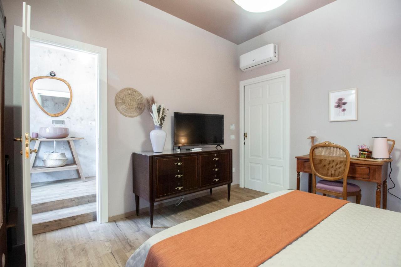 Epimoni B&B Катанія Екстер'єр фото